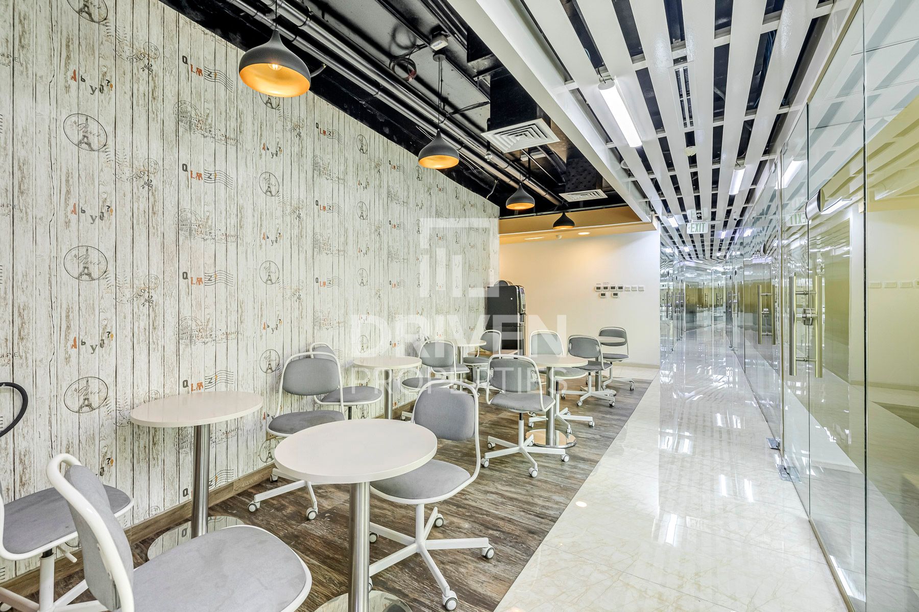 Road View Ready to Move in Office Space