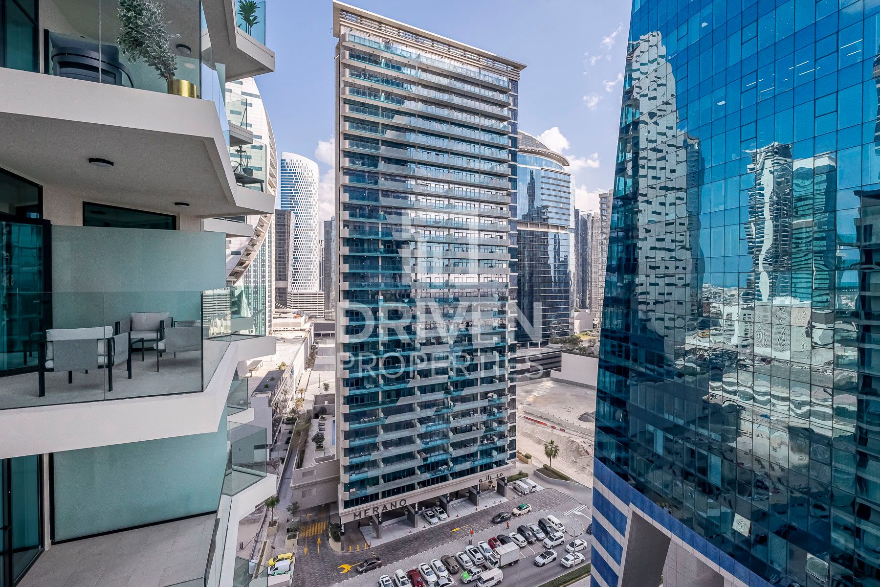 Brand New and Partly Furnished Canal View