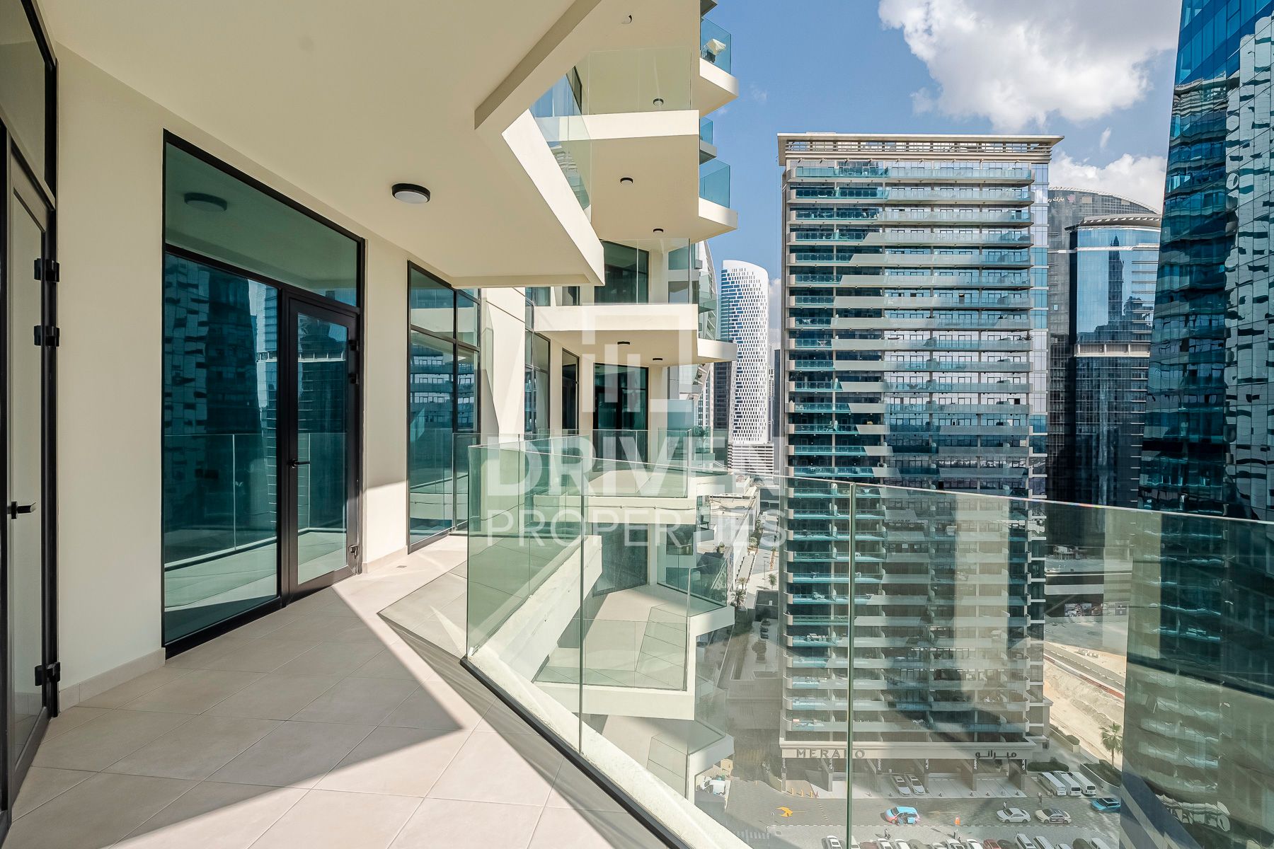 Canal View High Floor Brand New Unit