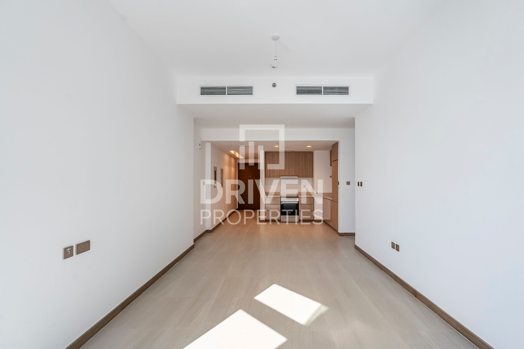 Canal View High Floor Brand New Unit