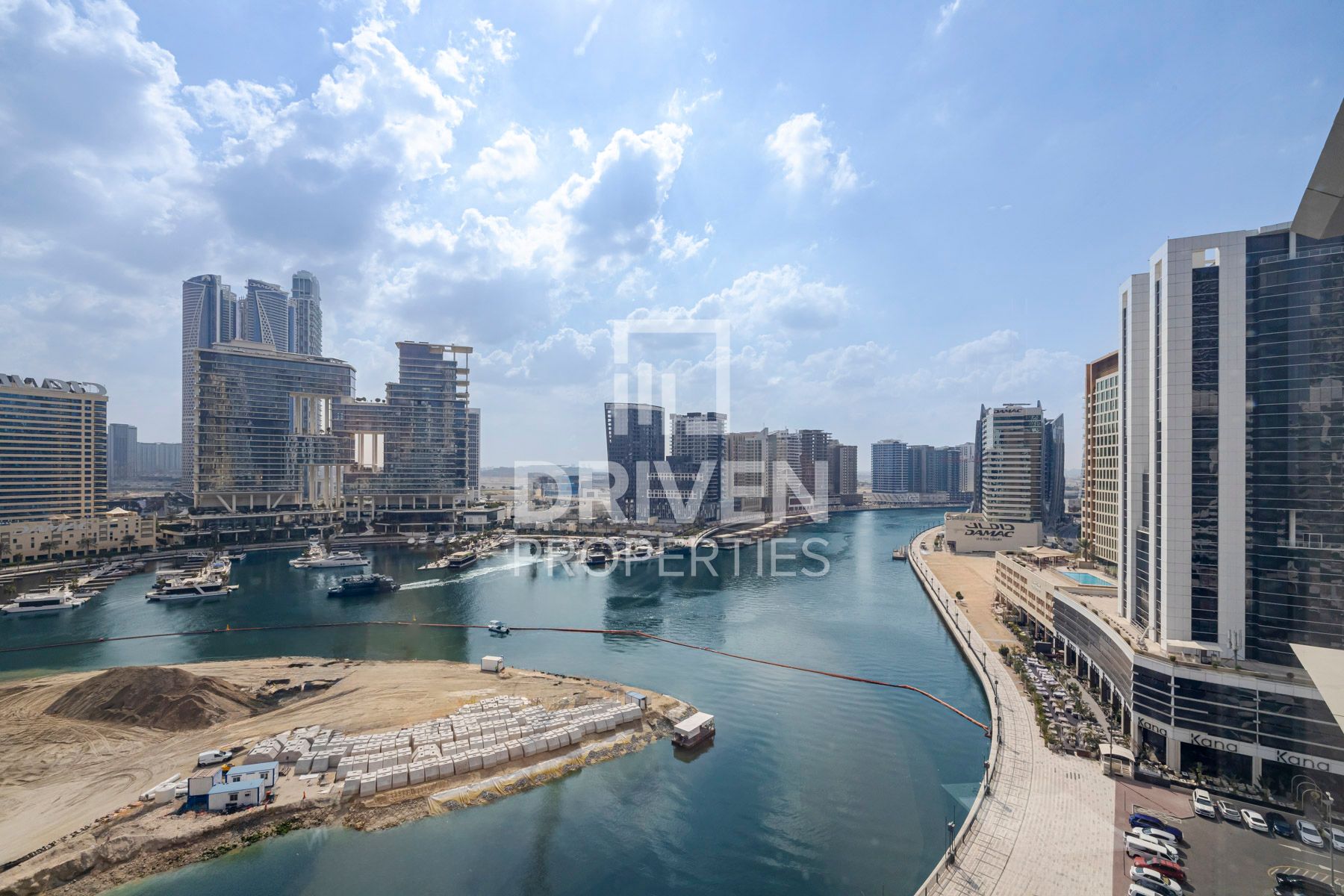 Investors Deal Prime location Canal View