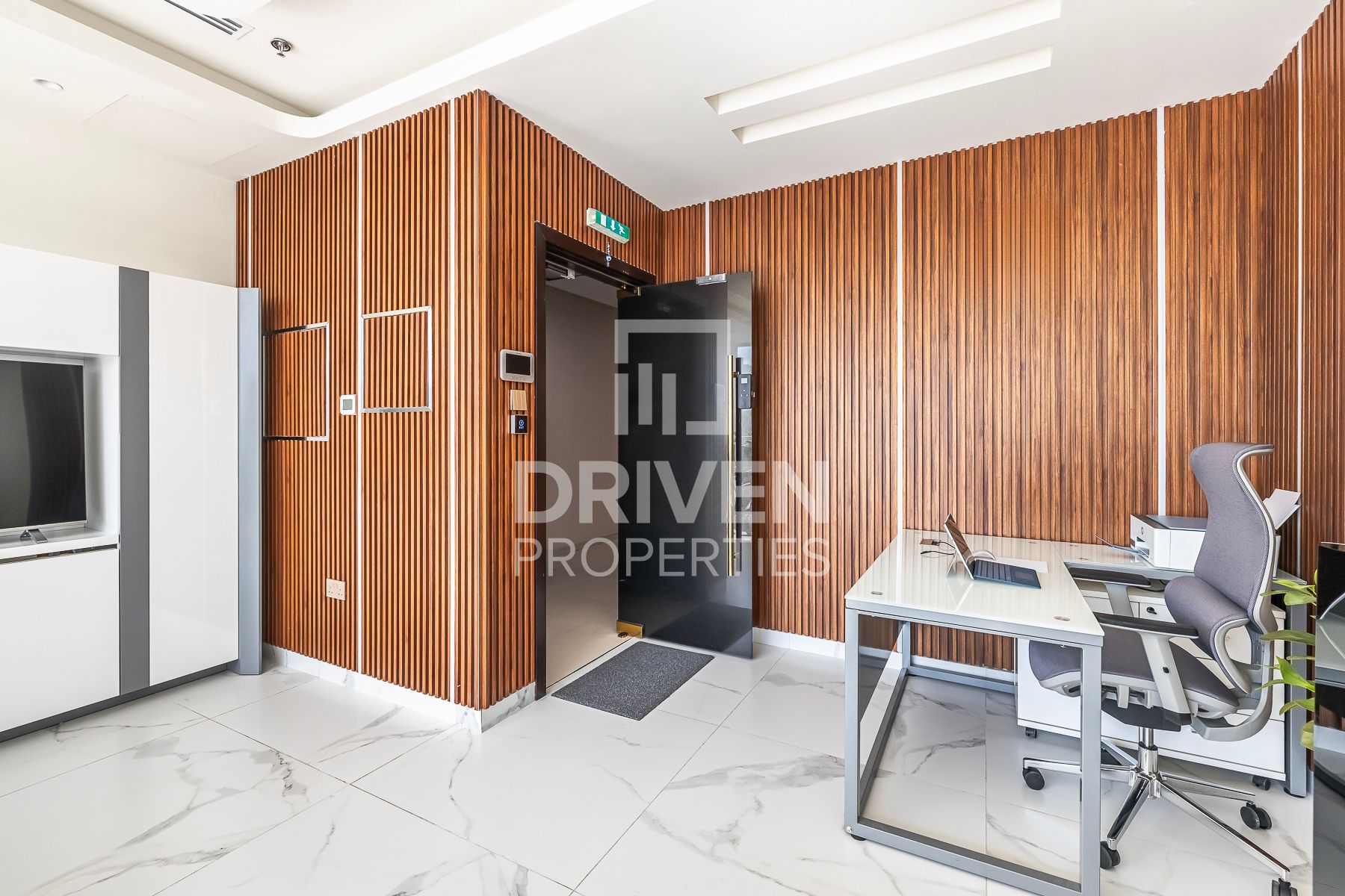 Genuine Resale Full Canal View Rented