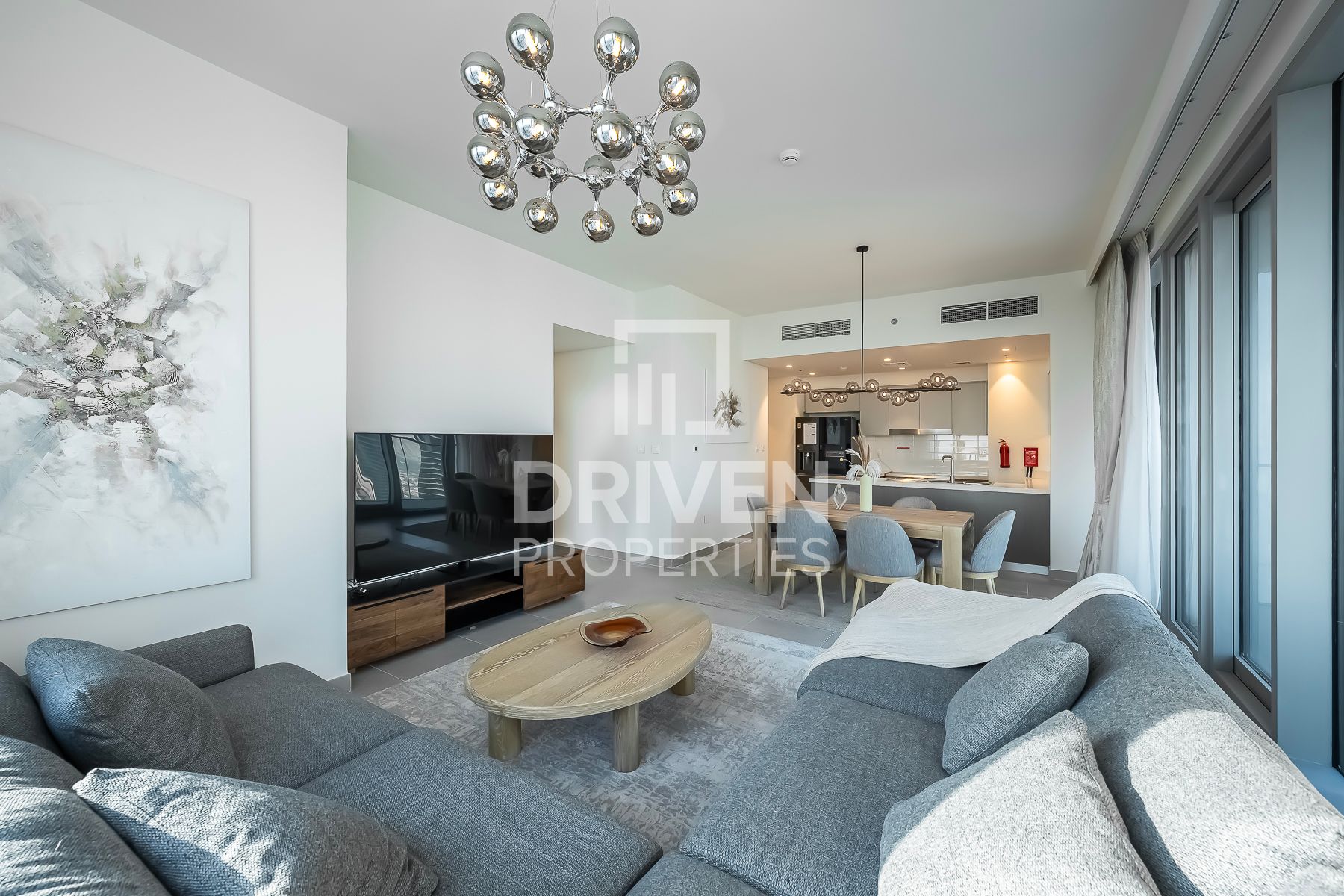 Fully Furnished Modern Ready to Move In