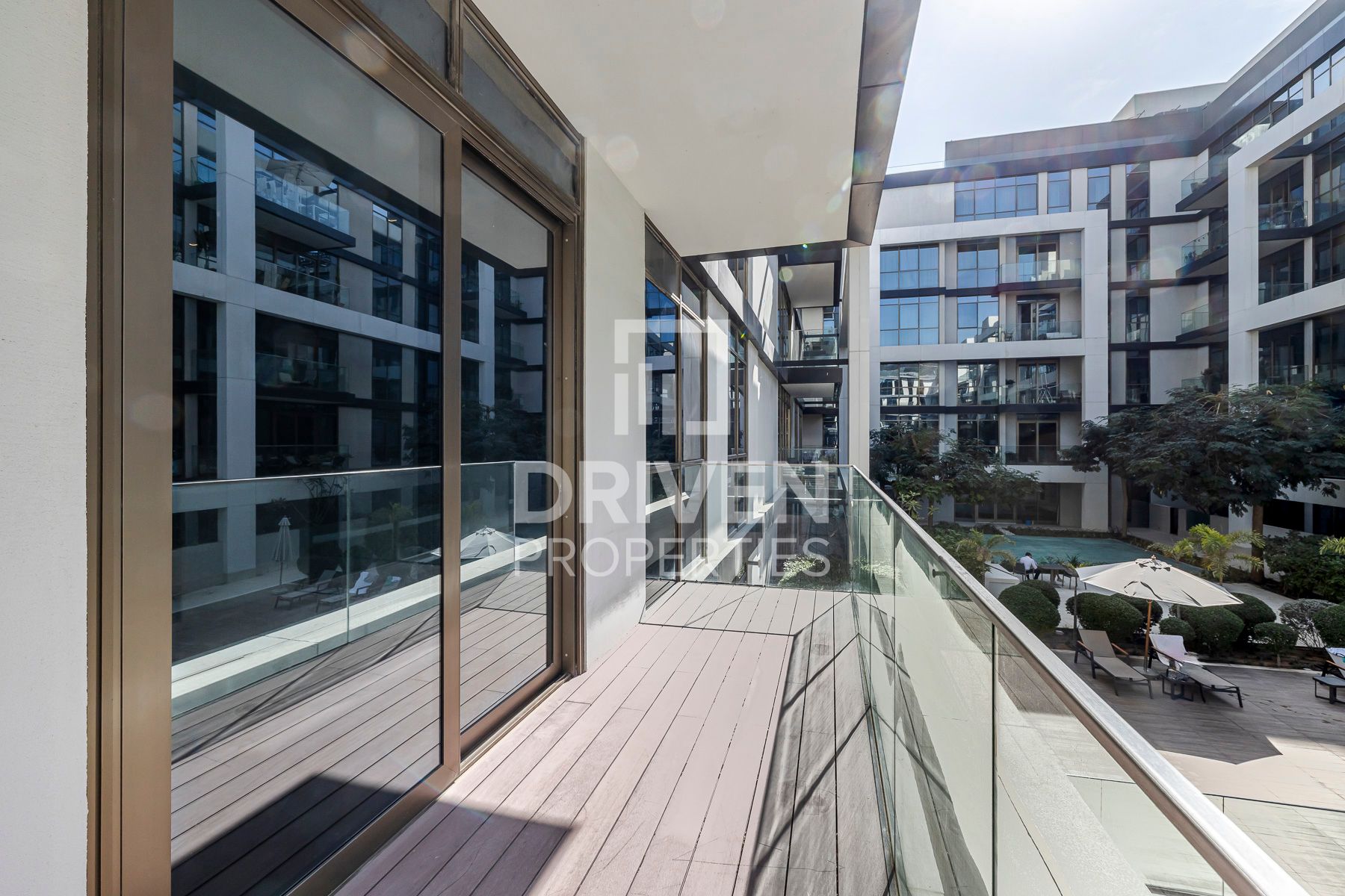 Stunning Layout with Pool View Vacant Apartment