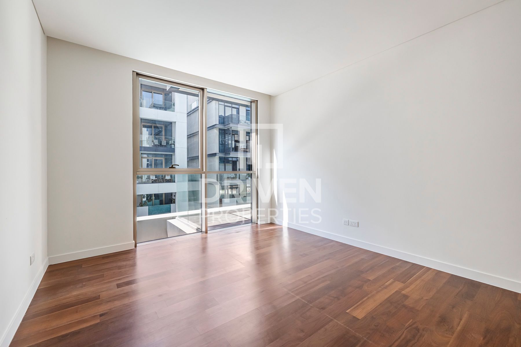 Stunning Layout with Pool View Vacant Apartment