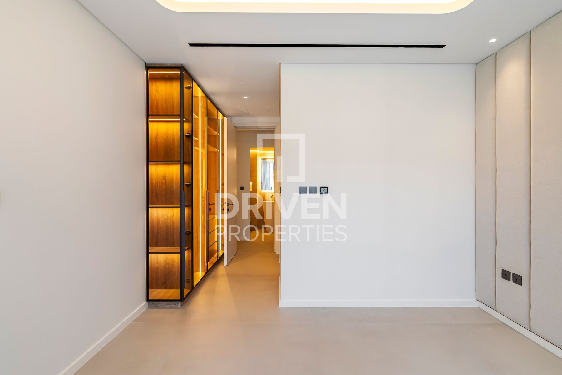 Spacious Layout Bright and Prime Location