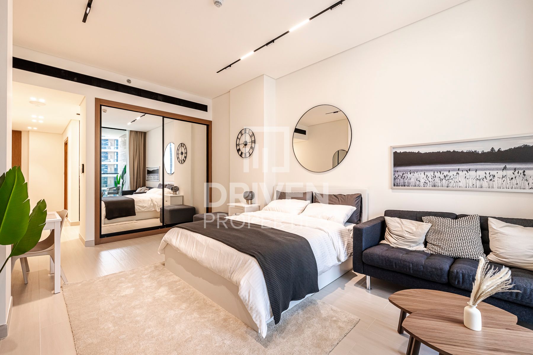 Modern with Jacuzzi High ROI Price Negotiable