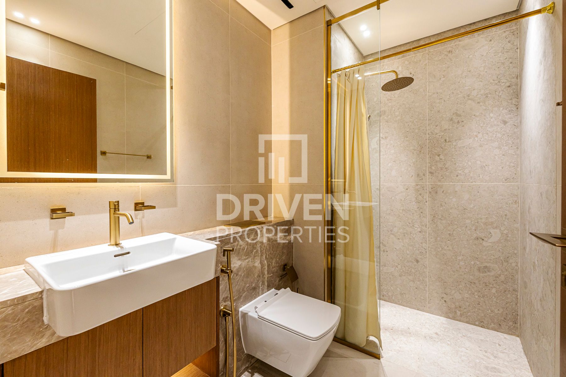 Modern with Jacuzzi High ROI Price Negotiable