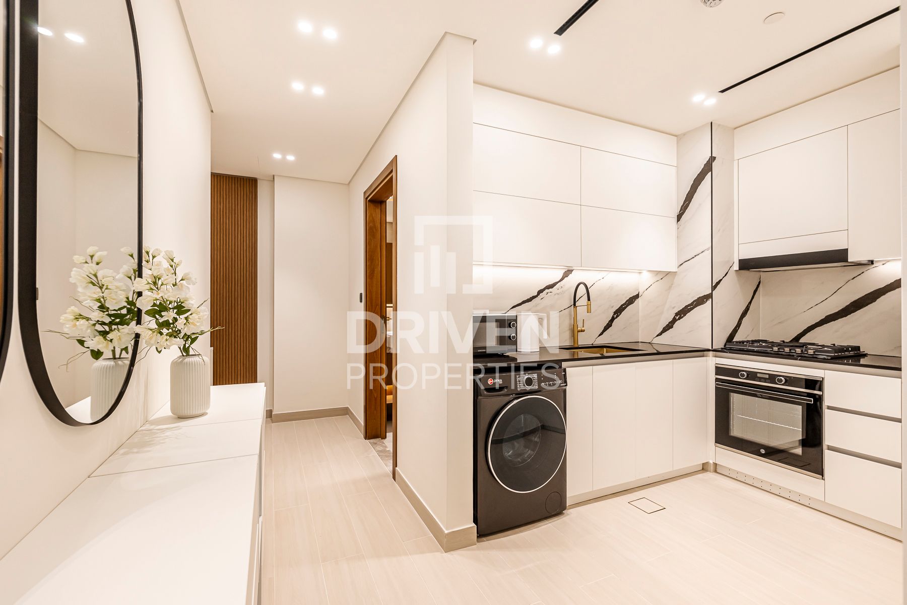 Modern with Jacuzzi High ROI Price Negotiable