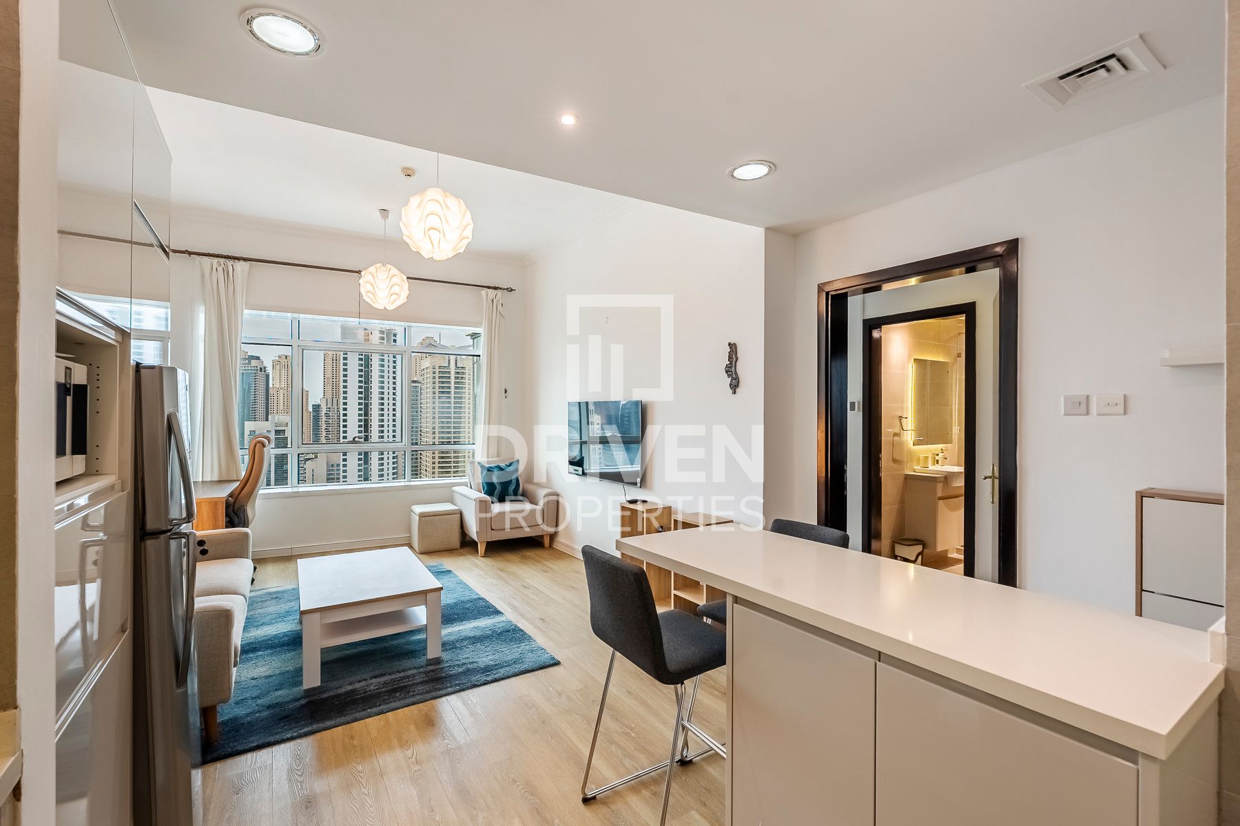 Furnished Prime Location Available 4 Cheques