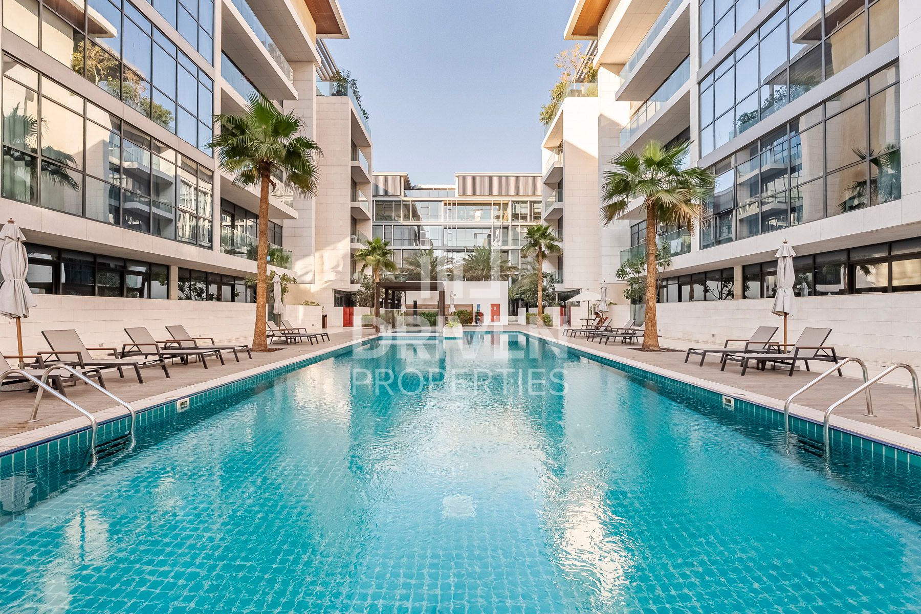 Stunning Unit with Pool View 2 Cheques Available