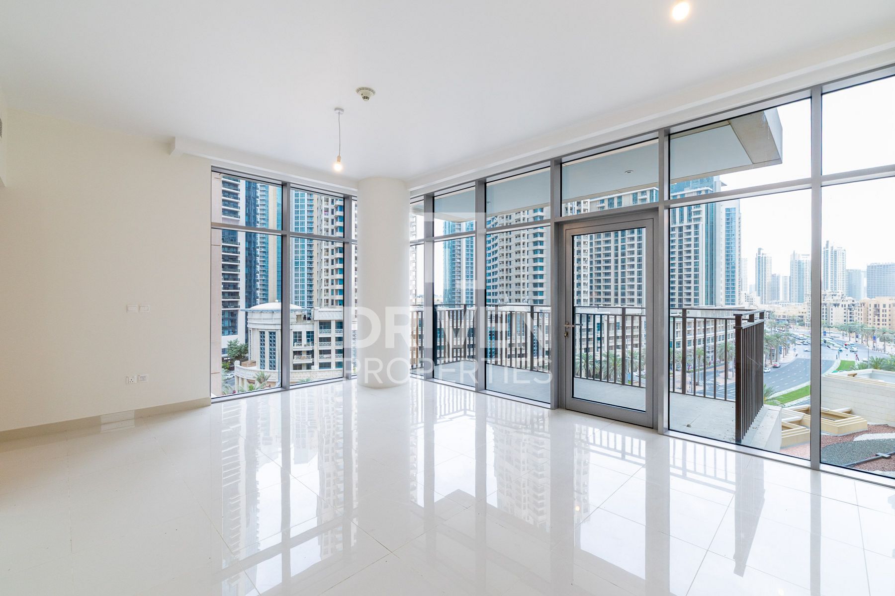 Low Floor Investors Deal Boulevard View