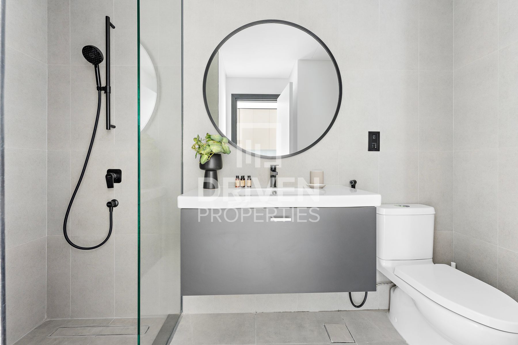 Well Maintained Studio High Floor Rented