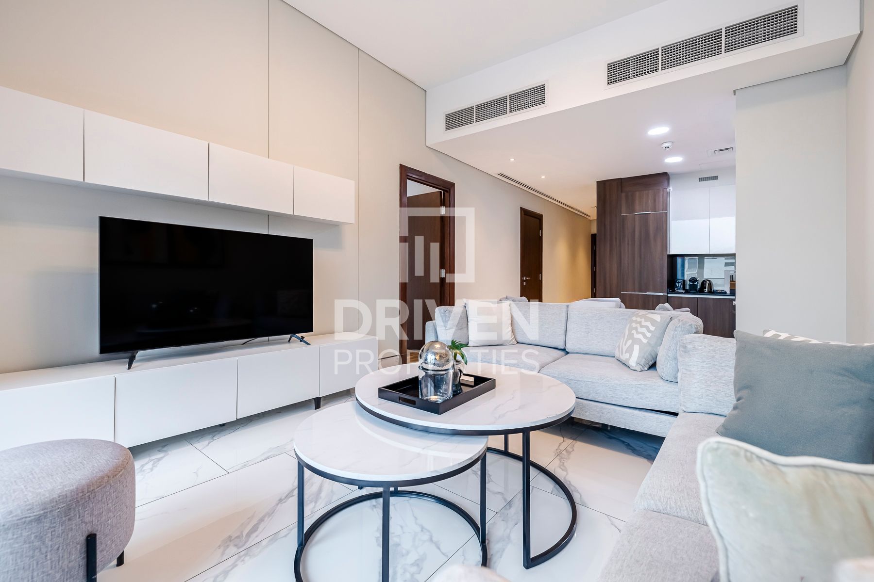 Fully Furnished and High Floor Canal View