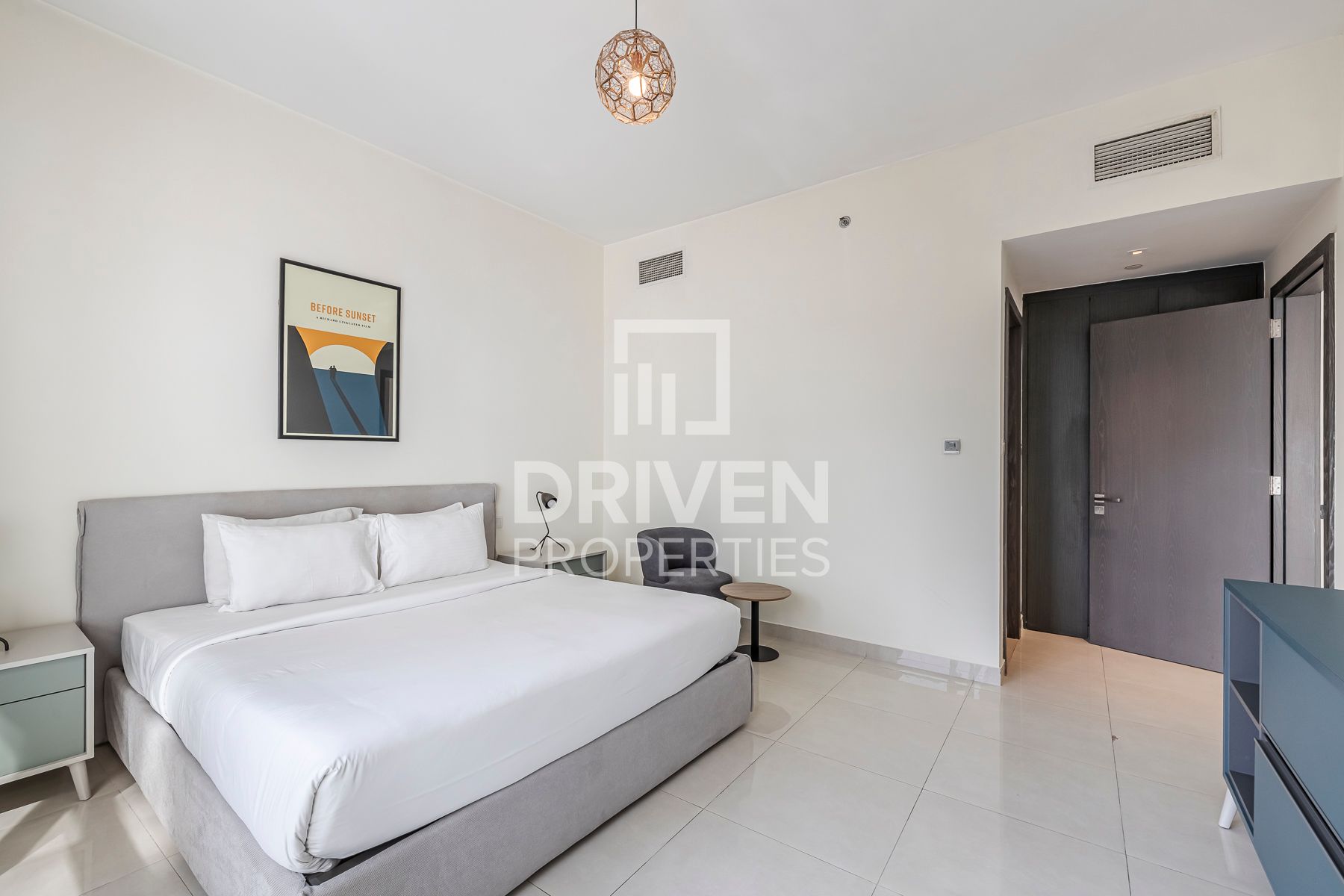 Open View Spacious Layout Furnished Apartment