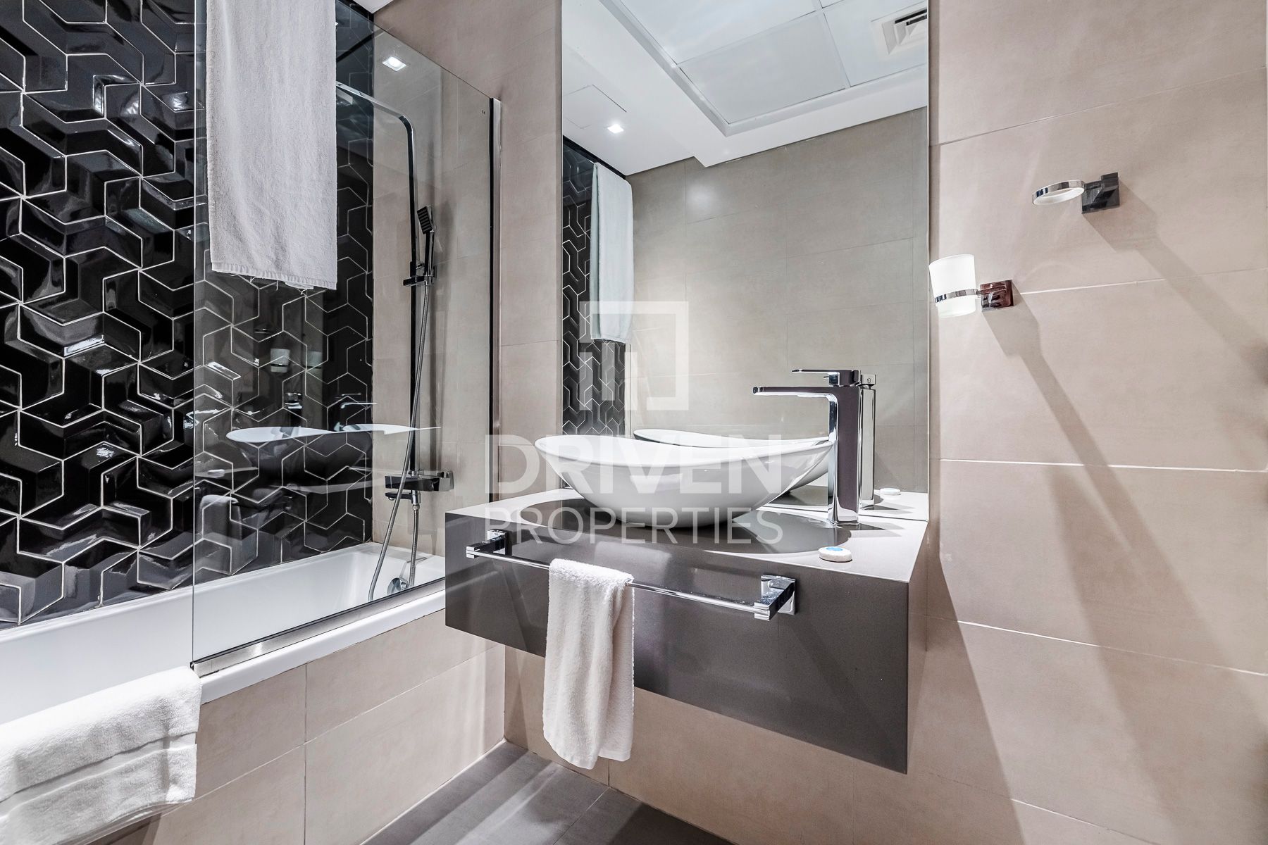 Big Layout Studio Furnished High ROI