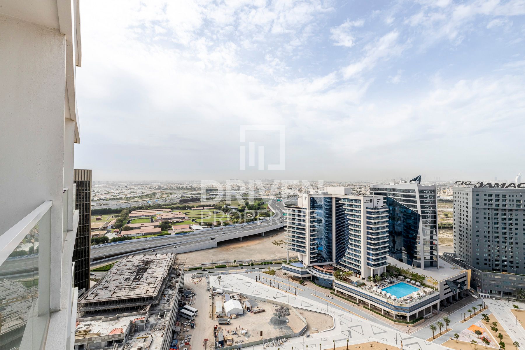 Big Layout Studio Furnished High ROI