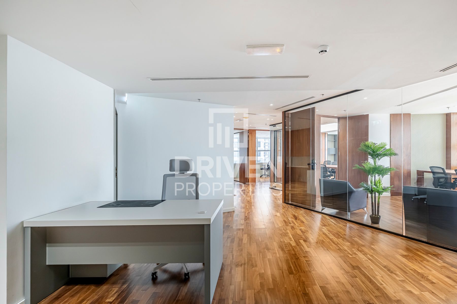 Fitted and Fully Furnished Office High Floor