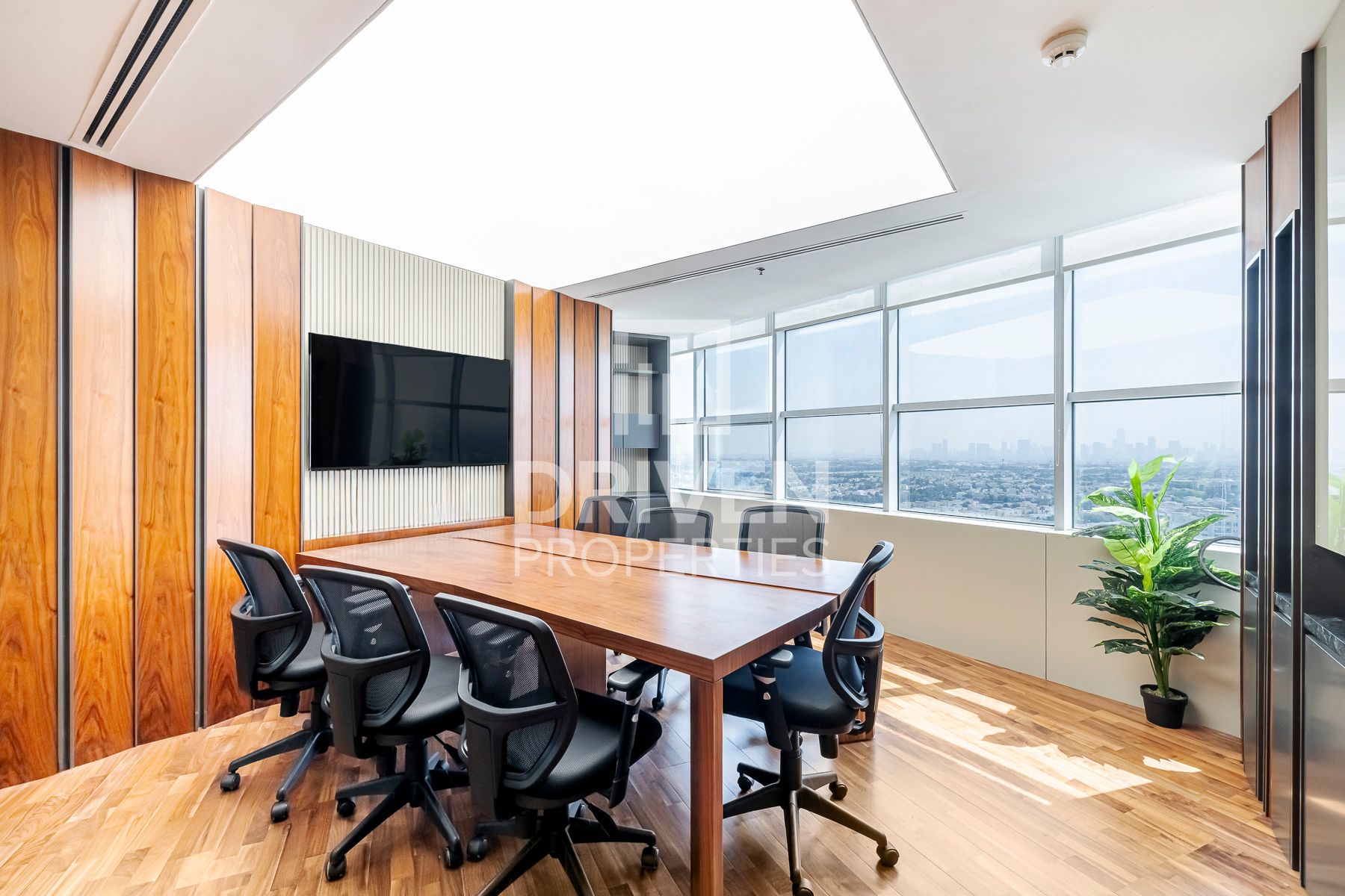 Fitted and Fully Furnished Office High Floor