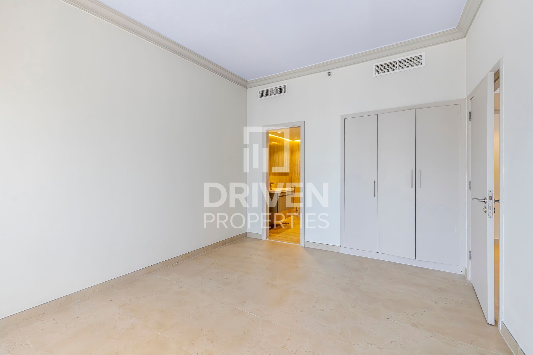 High Floor Renovated Unit Open City View