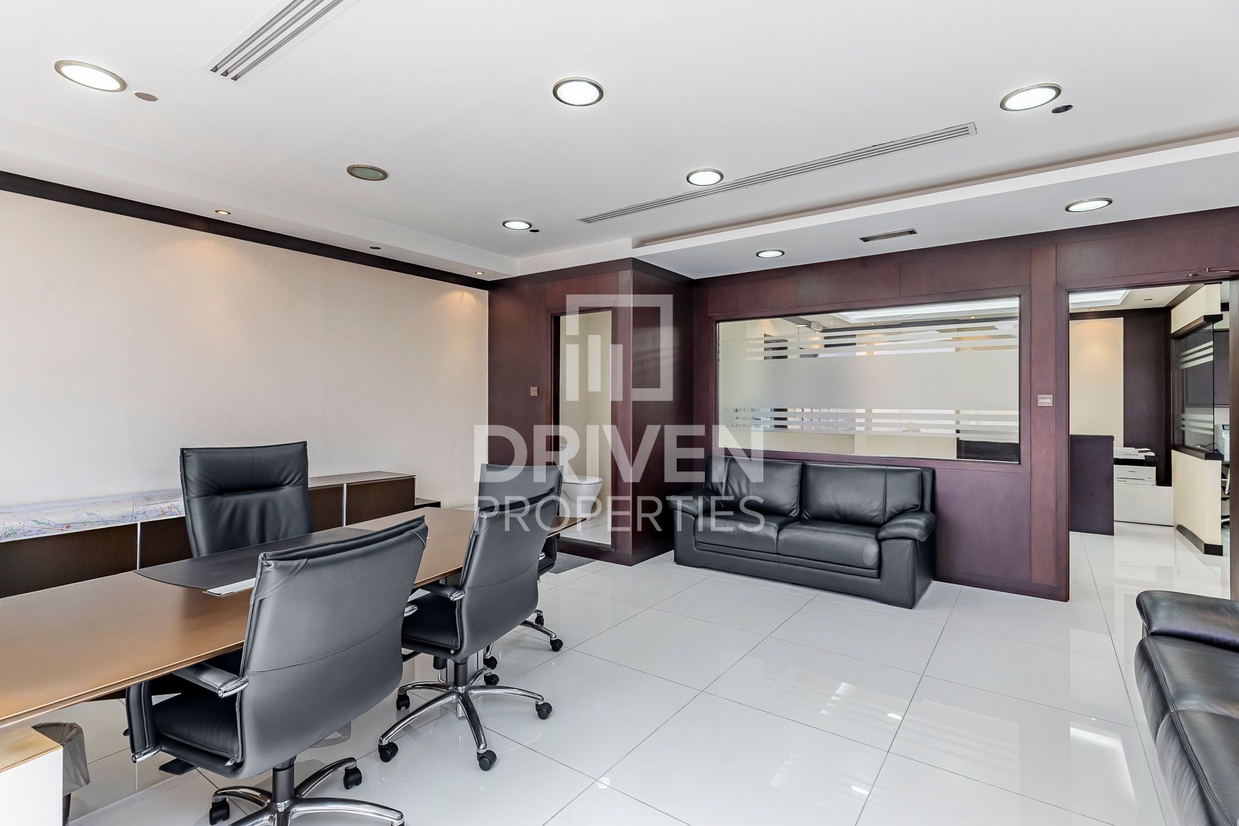 Fully Furnished Ready to move in DMCC