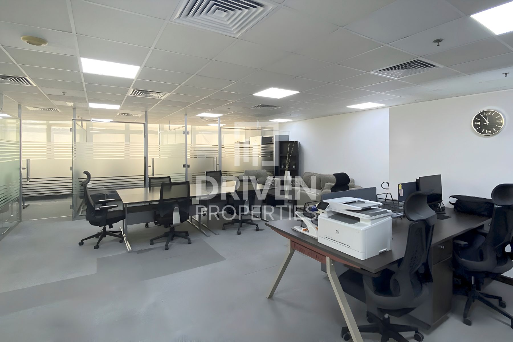 Office for Rent - High Floor Fully Furnished Smart Layout