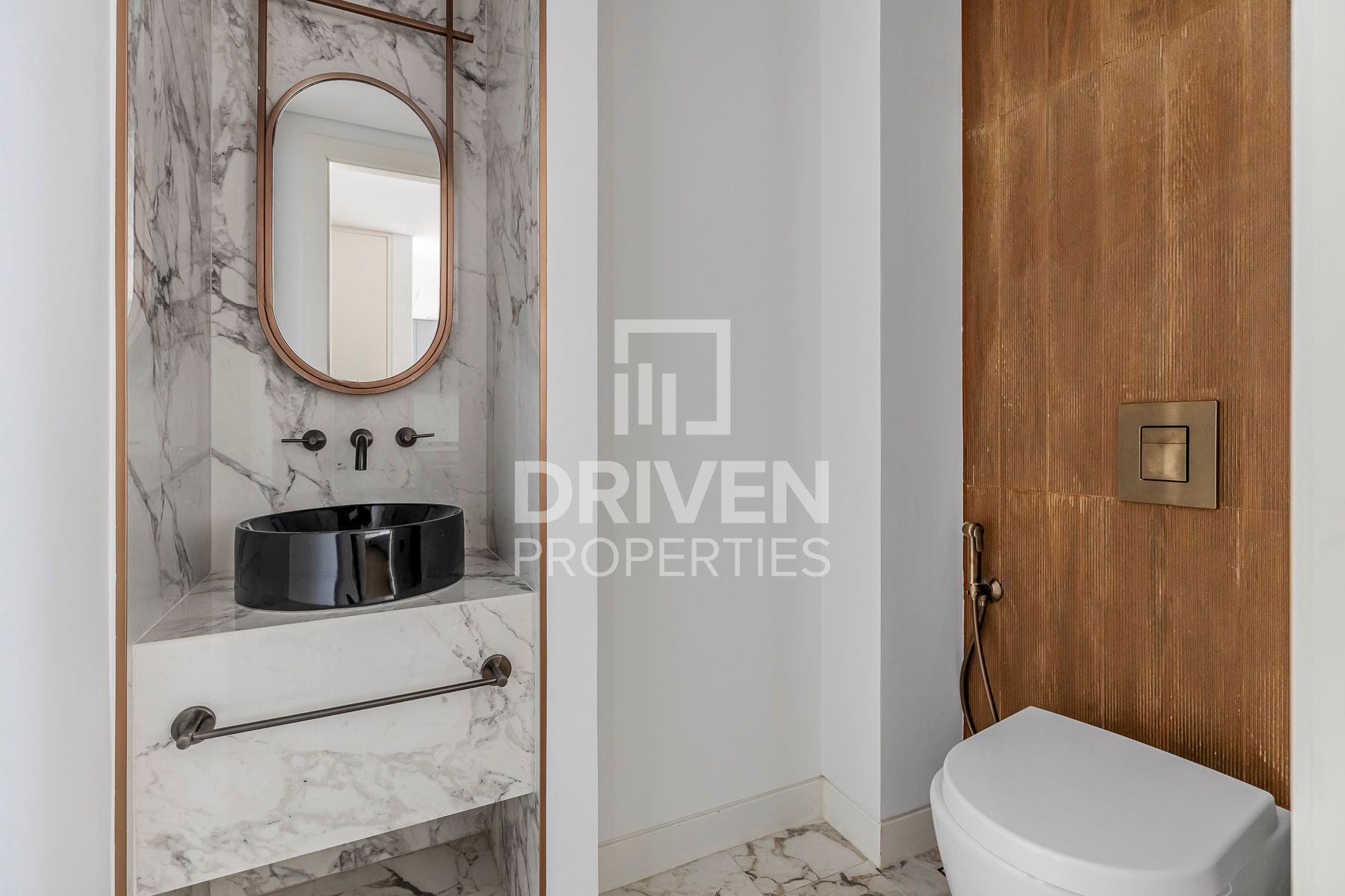 High Floor and Ready to move in Sea View