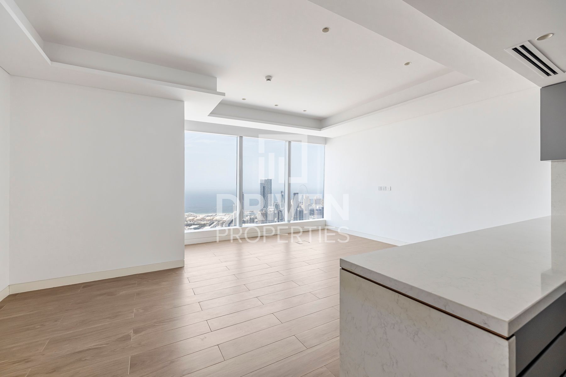 High Floor and Ready to move in Sea View