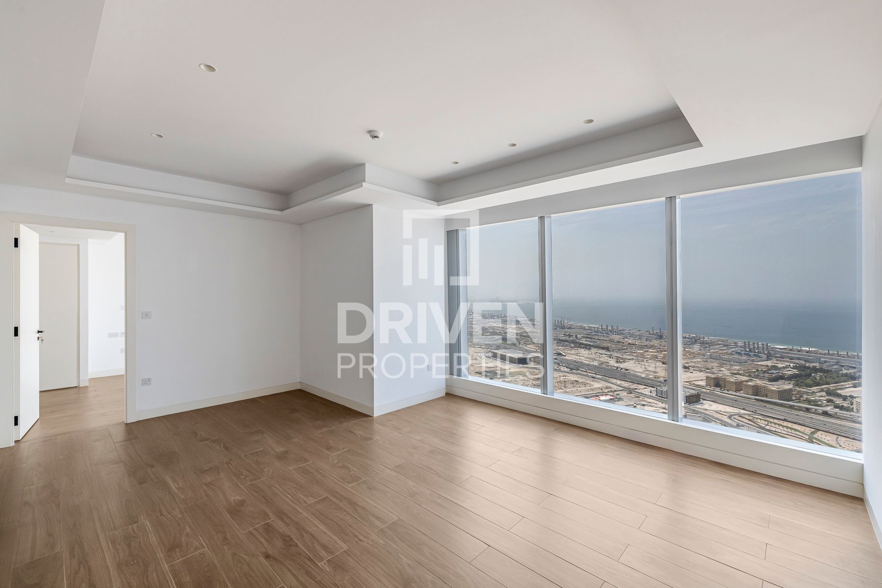 Apartment for Rent - High Floor and Ready to move in Sea View