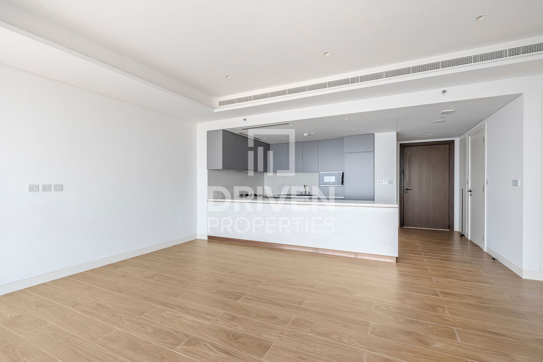 High Floor and Ready to move in Sea View