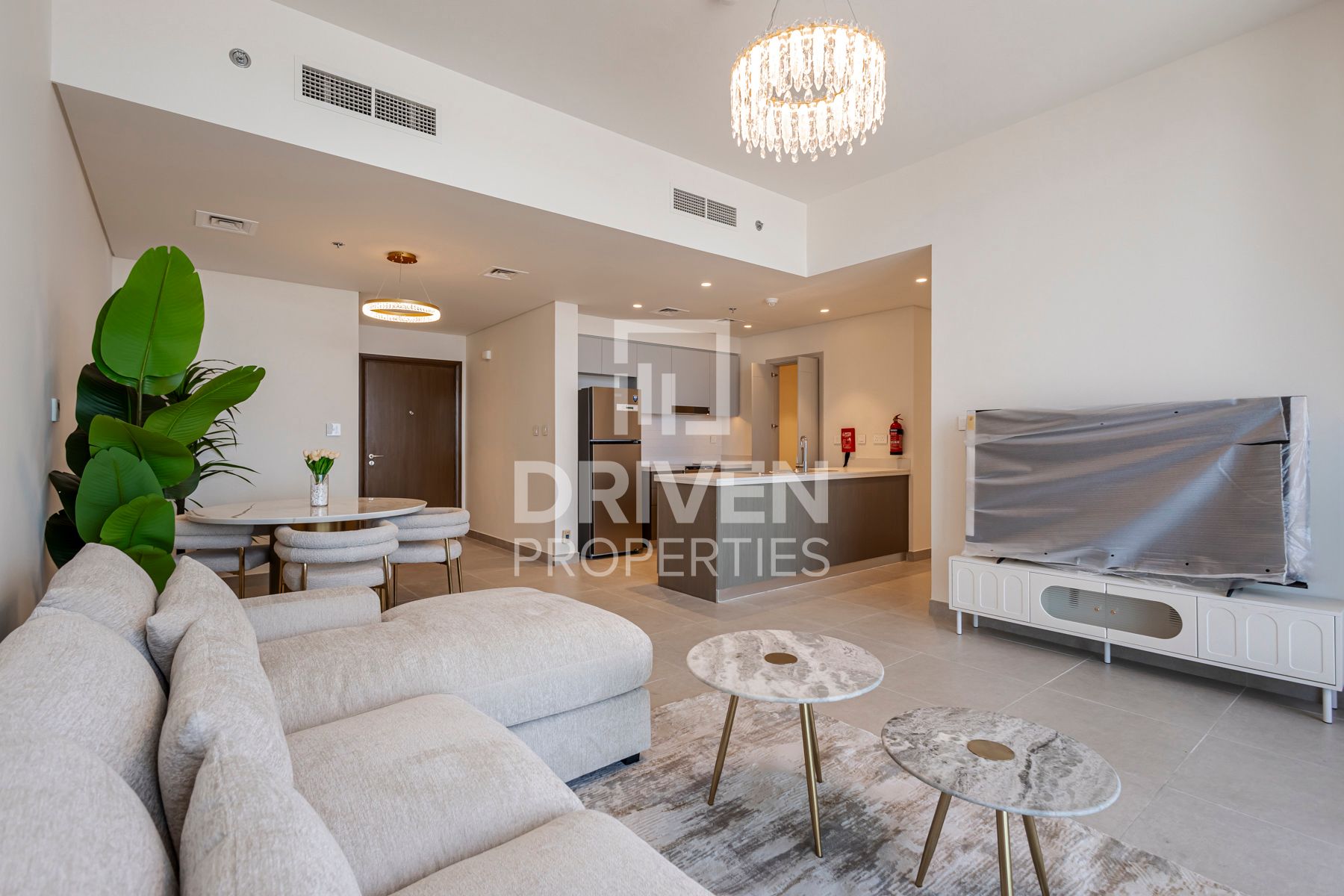 City Skyline and Sea Views Fully Furnished