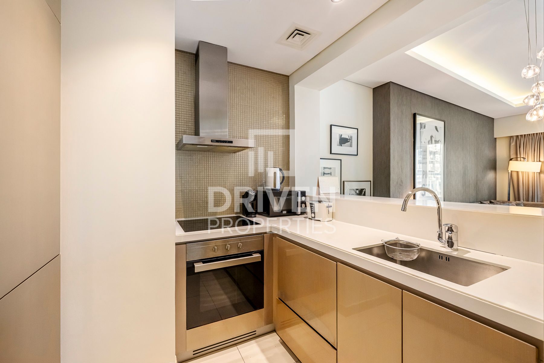 Vacant Large Layout  Fully Furnished