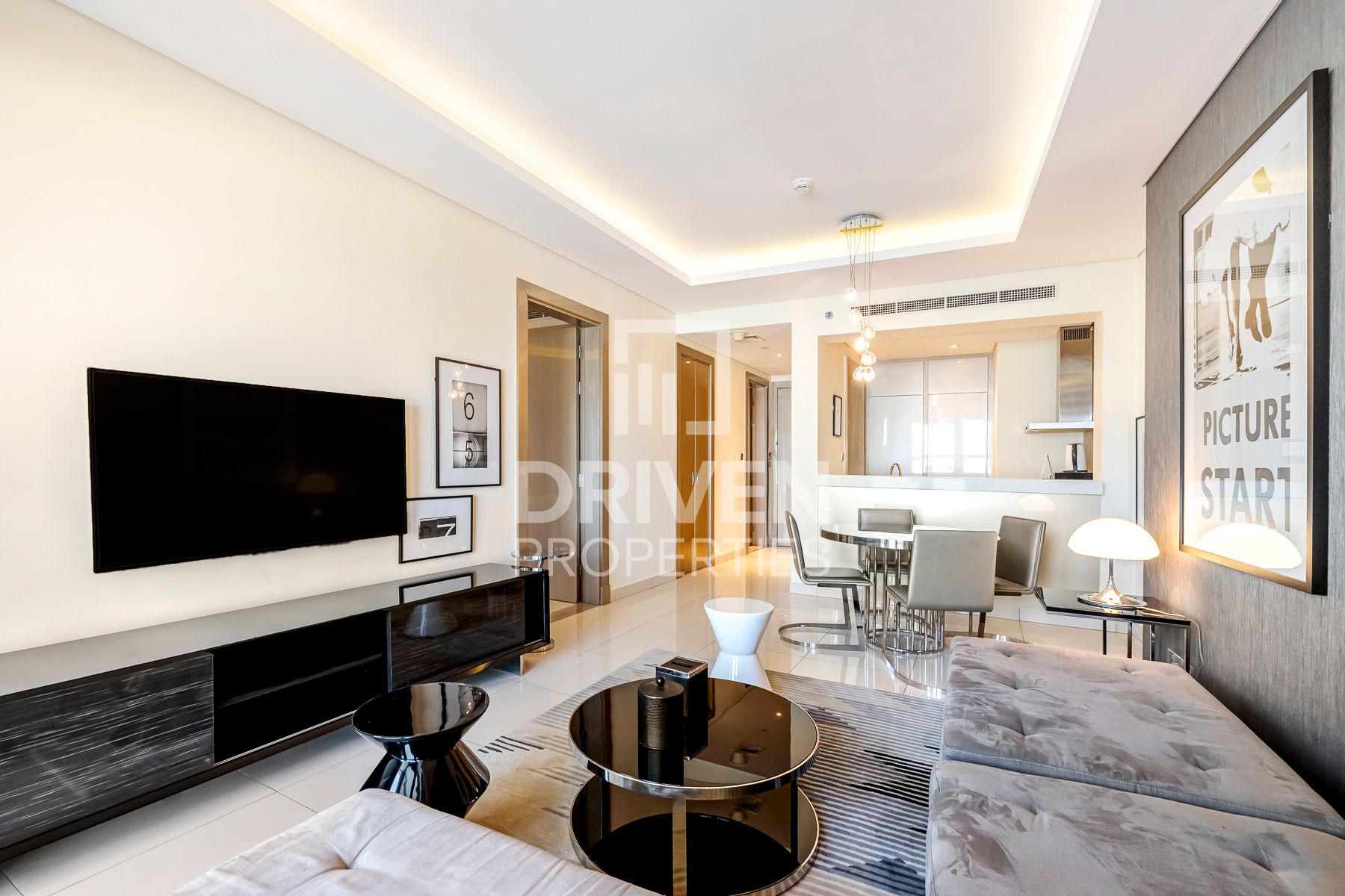 Vacant Large Layout  Fully Furnished