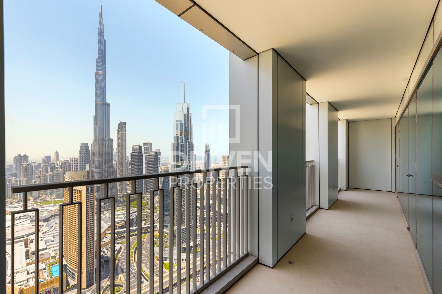 Burj Khalifa View Huge Layout Ready to Move in
