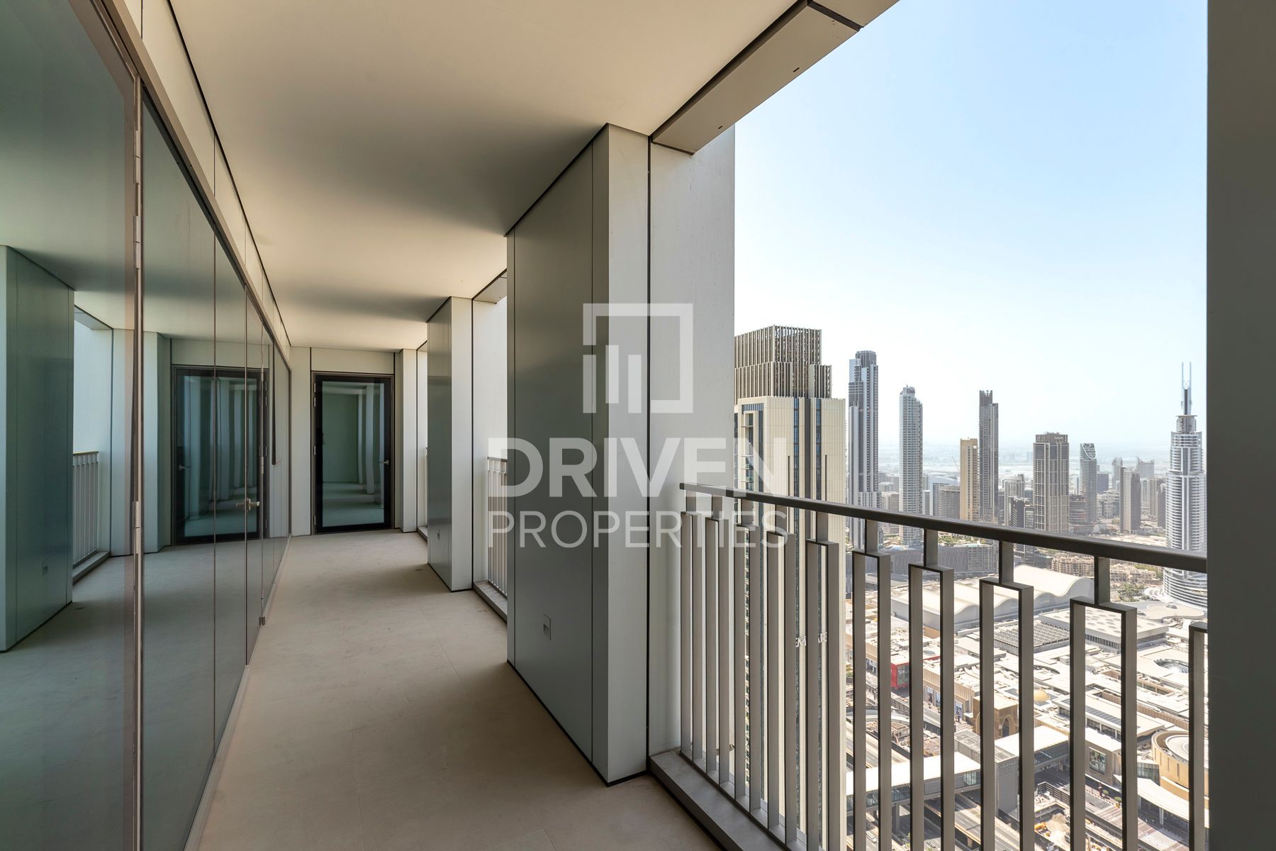 Iconic Burj Khalifa View Ultra-Luxury Apartment