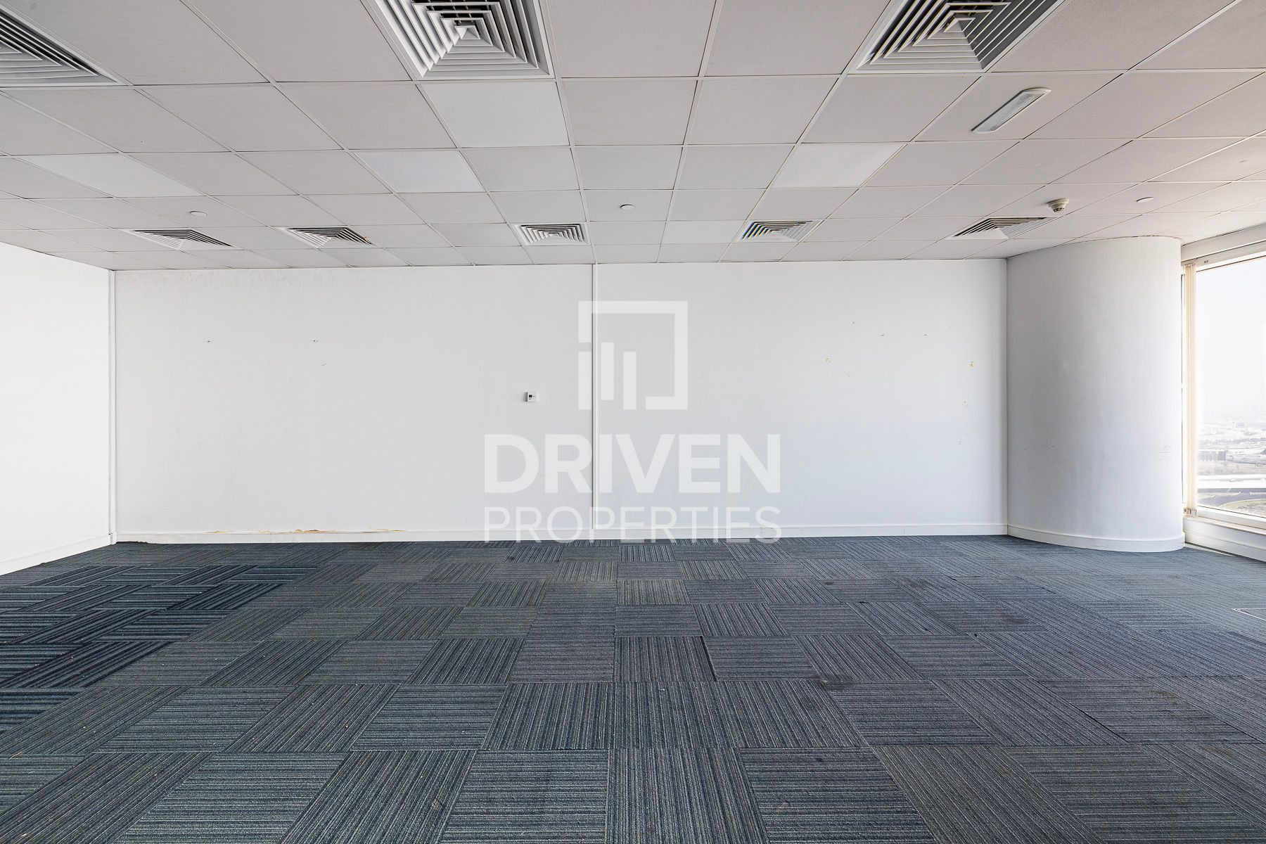 Fitted Office Race Course View Vacant Unit
