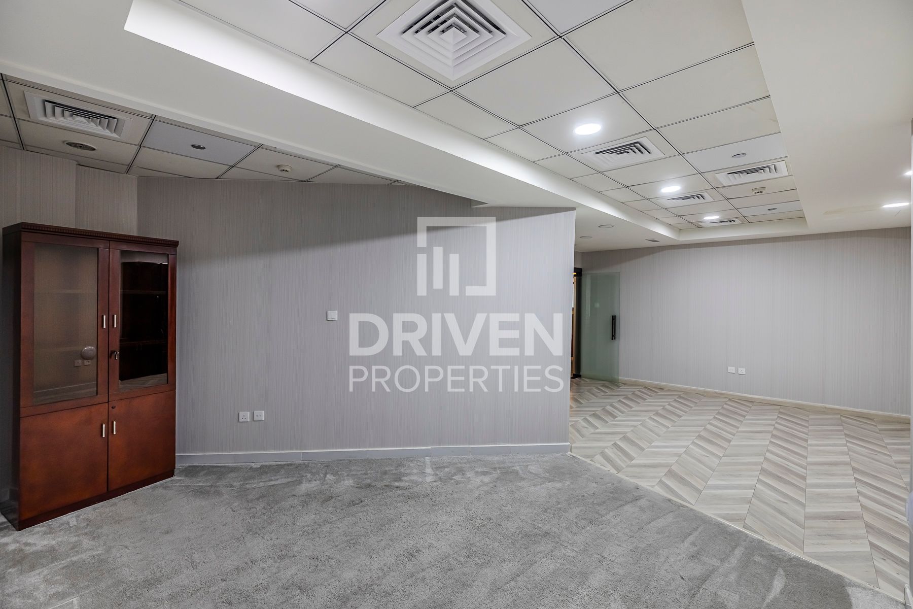 Combined Commodious Office Burj Khalifa View