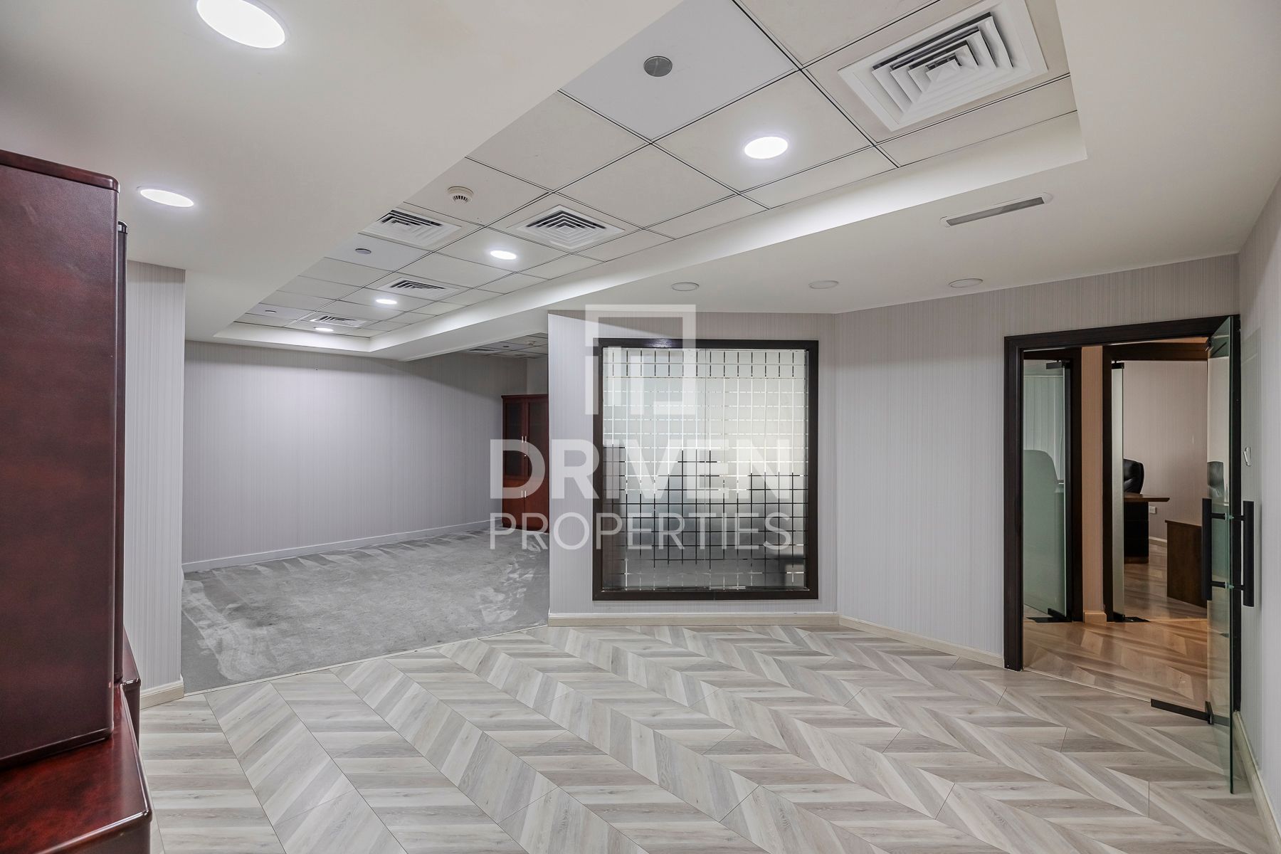 Combined Commodious Office Burj Khalifa View