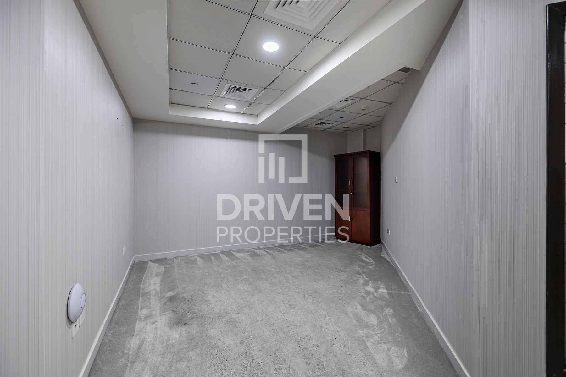 Combined Commodious Office Burj Khalifa View