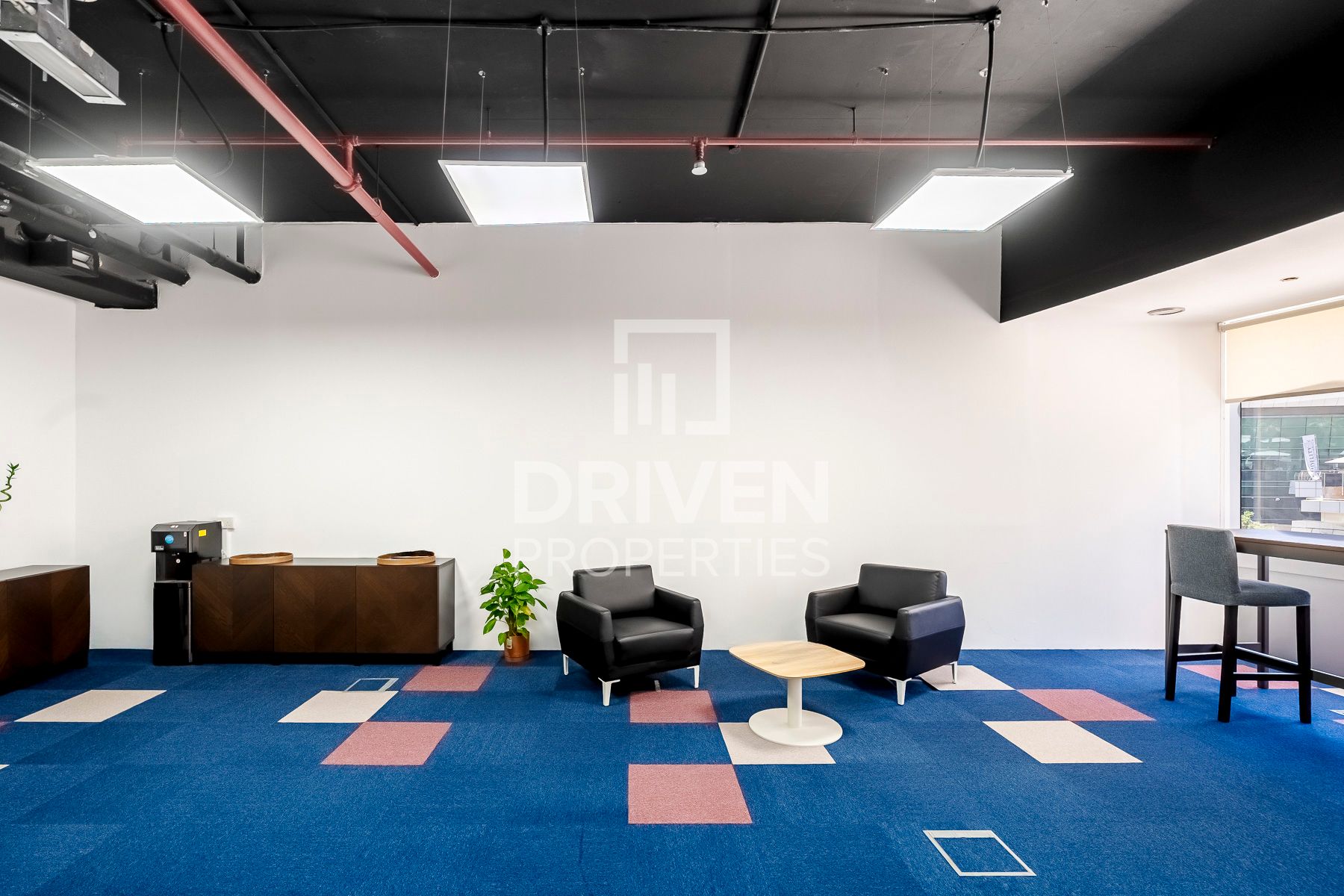 Excellent Location Near Metro Ideal Office