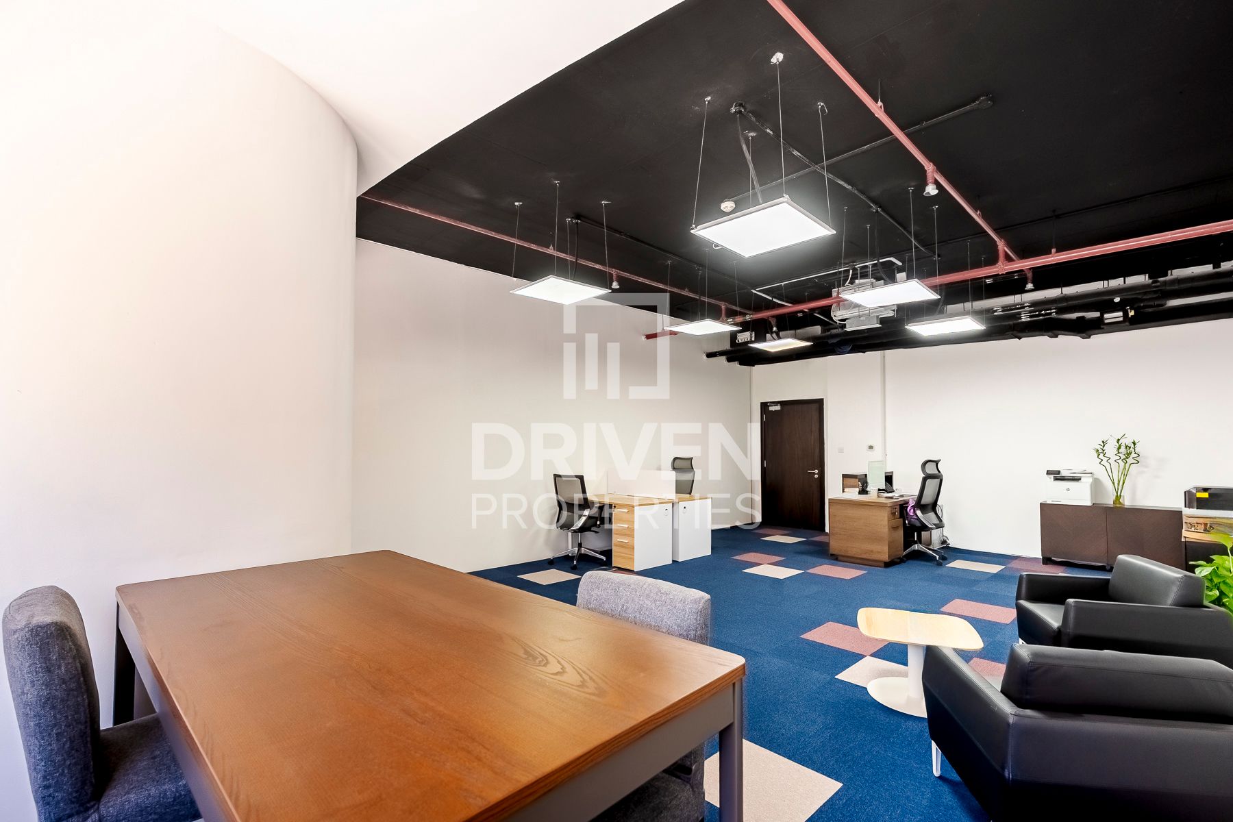 Excellent Location Near Metro Ideal Office