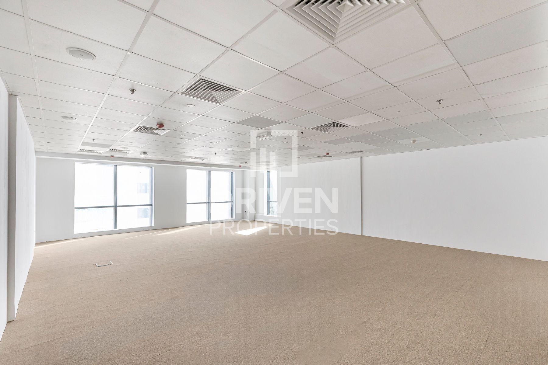 Open Layout High Rise Floor Office Vacant