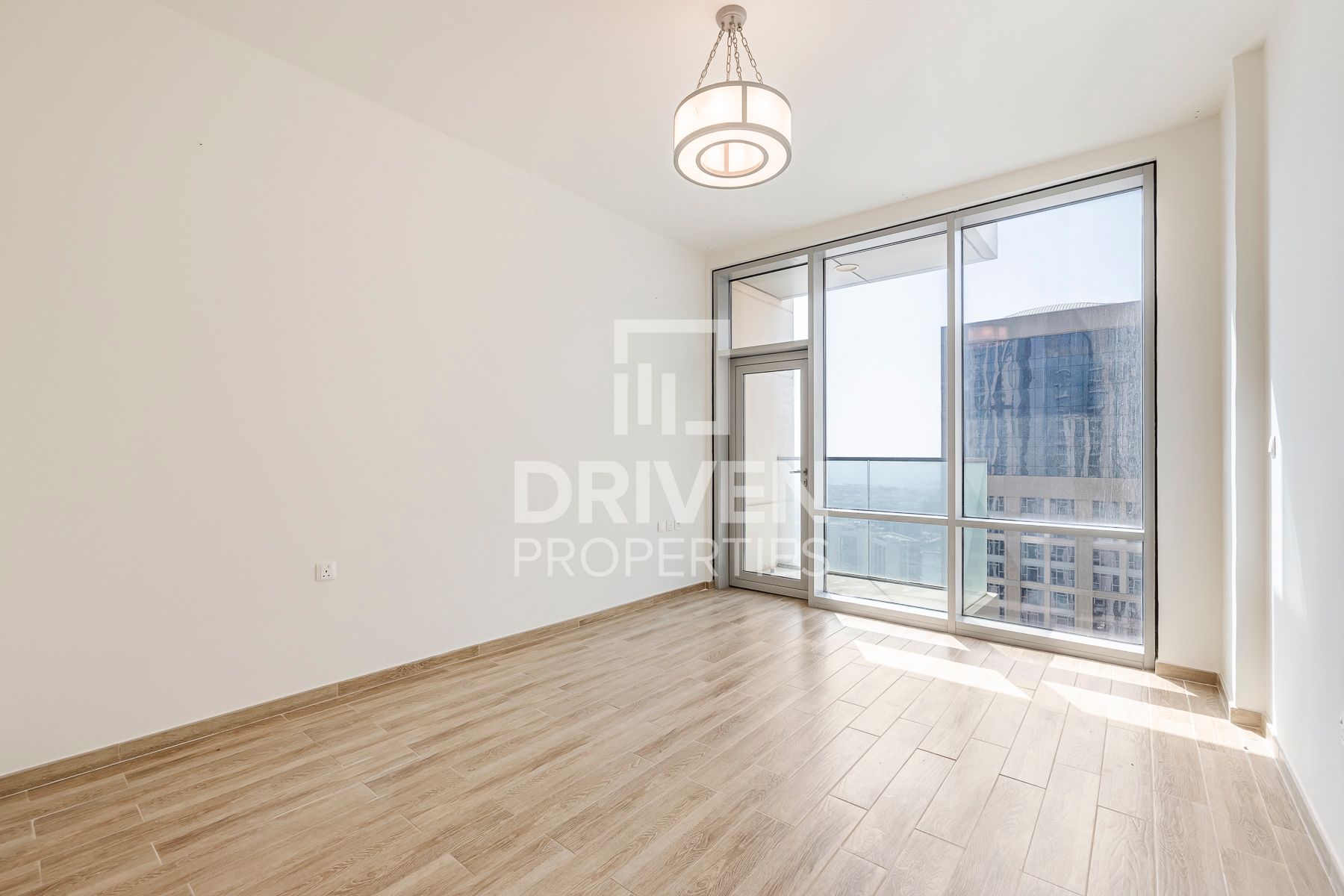 SZR View High Floor Spacious Vacant