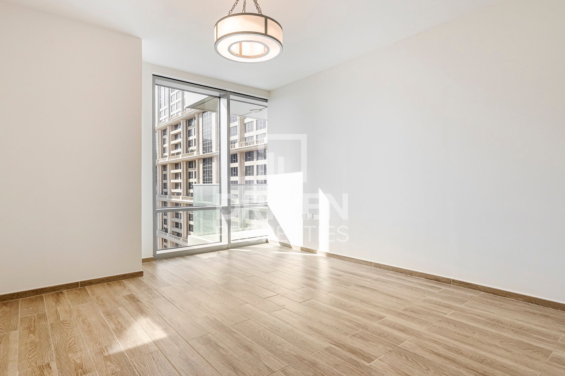 SZR View High Floor Spacious Vacant