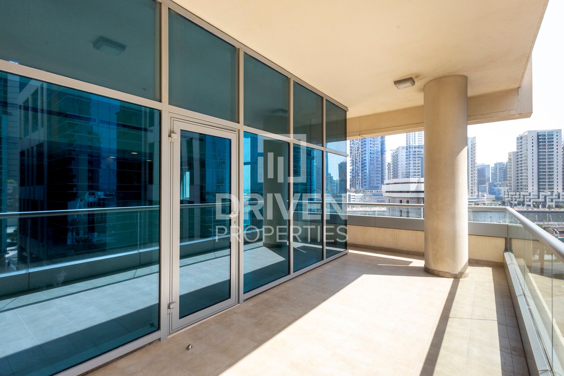 Stylish Studio Apartment Spacious Layout