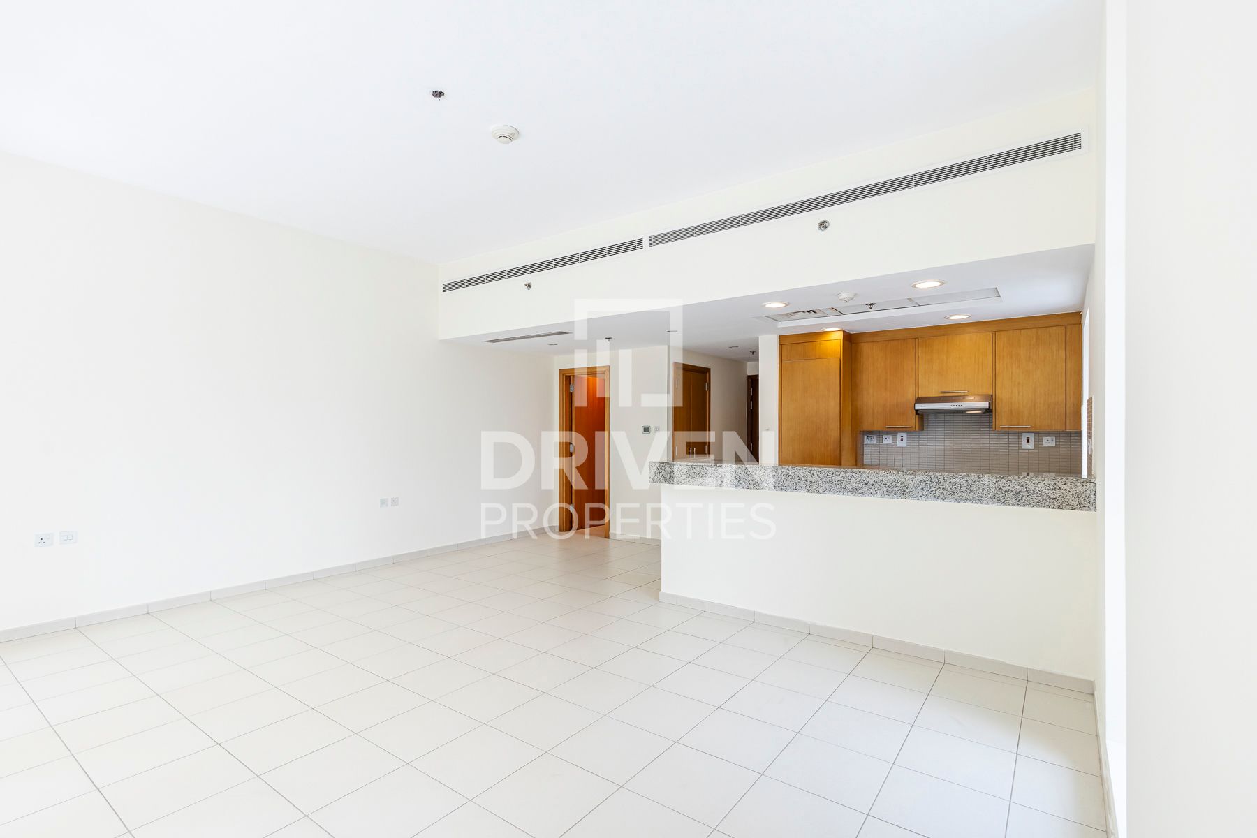 Stylish Studio Apartment Spacious Layout