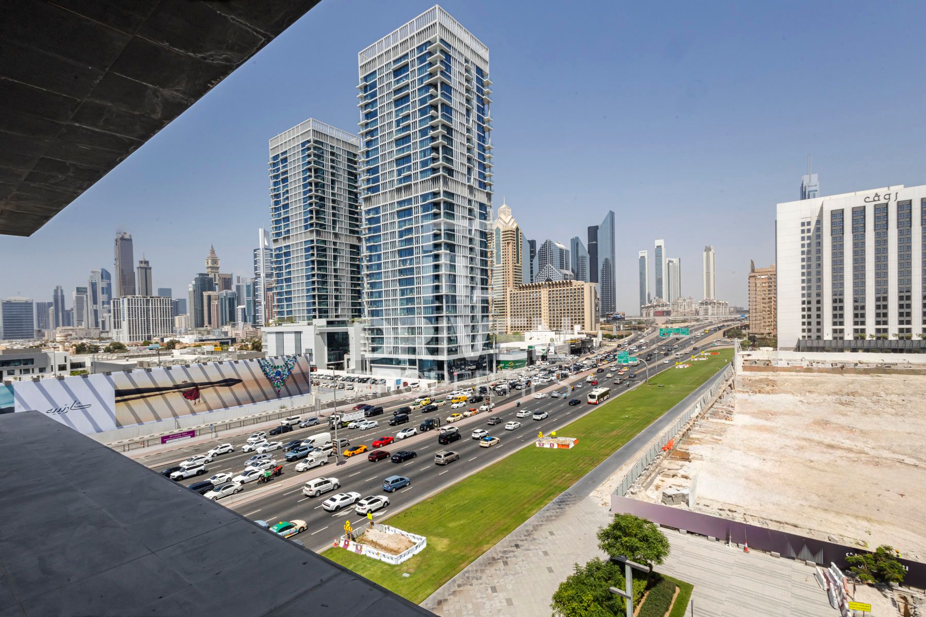 Elegant Living Smart Home Exclusive Unit