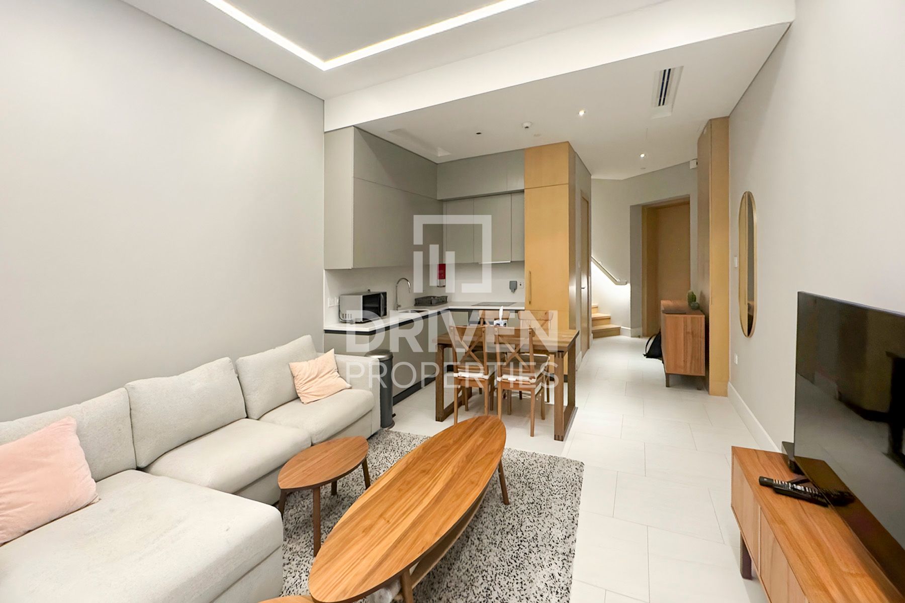 Duplex Fully Furnished Spacious Layout