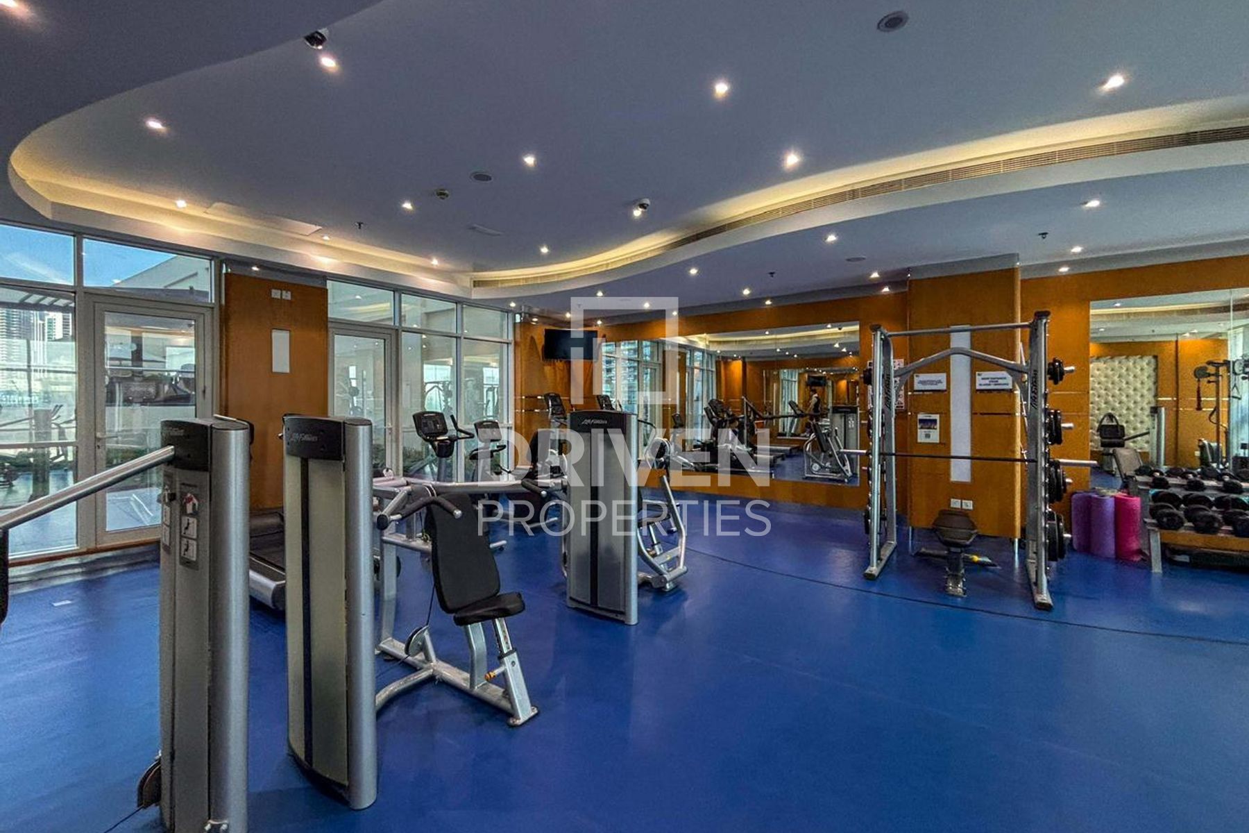 Fully Upgraded Apartment High ROI Water View