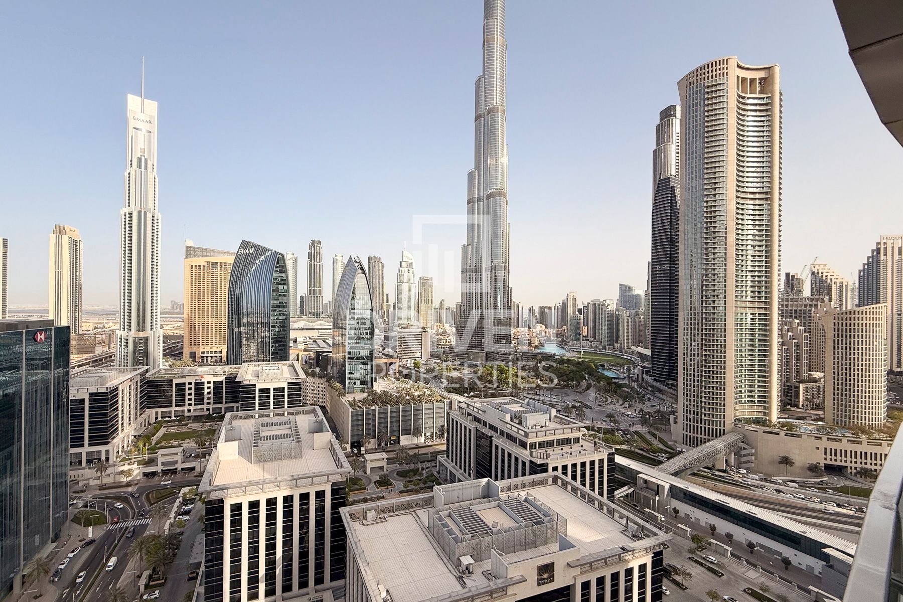 02 Series High End Apartment with Burj Khalifa View